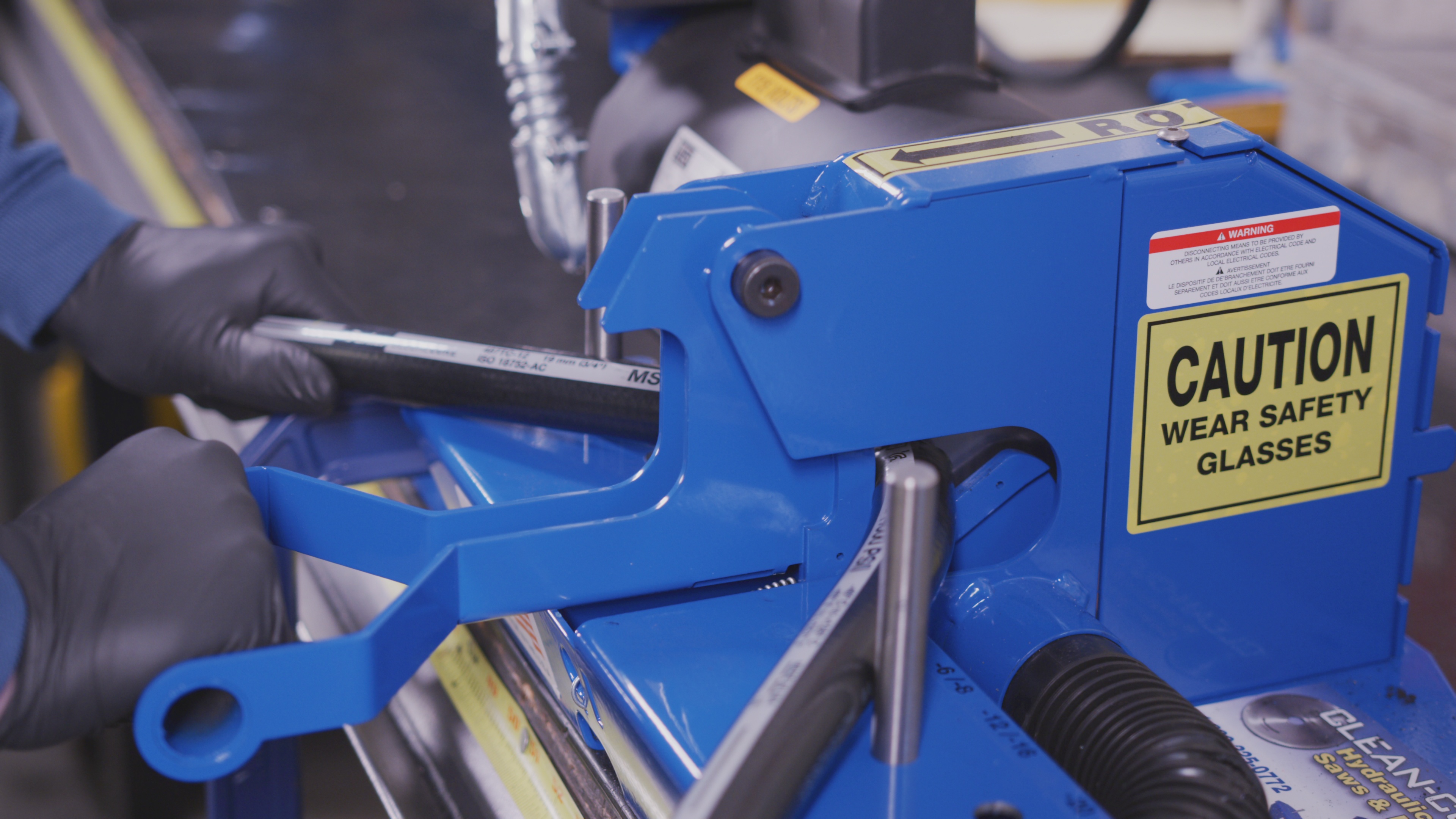 Clean-Cuts™ 7" Saw