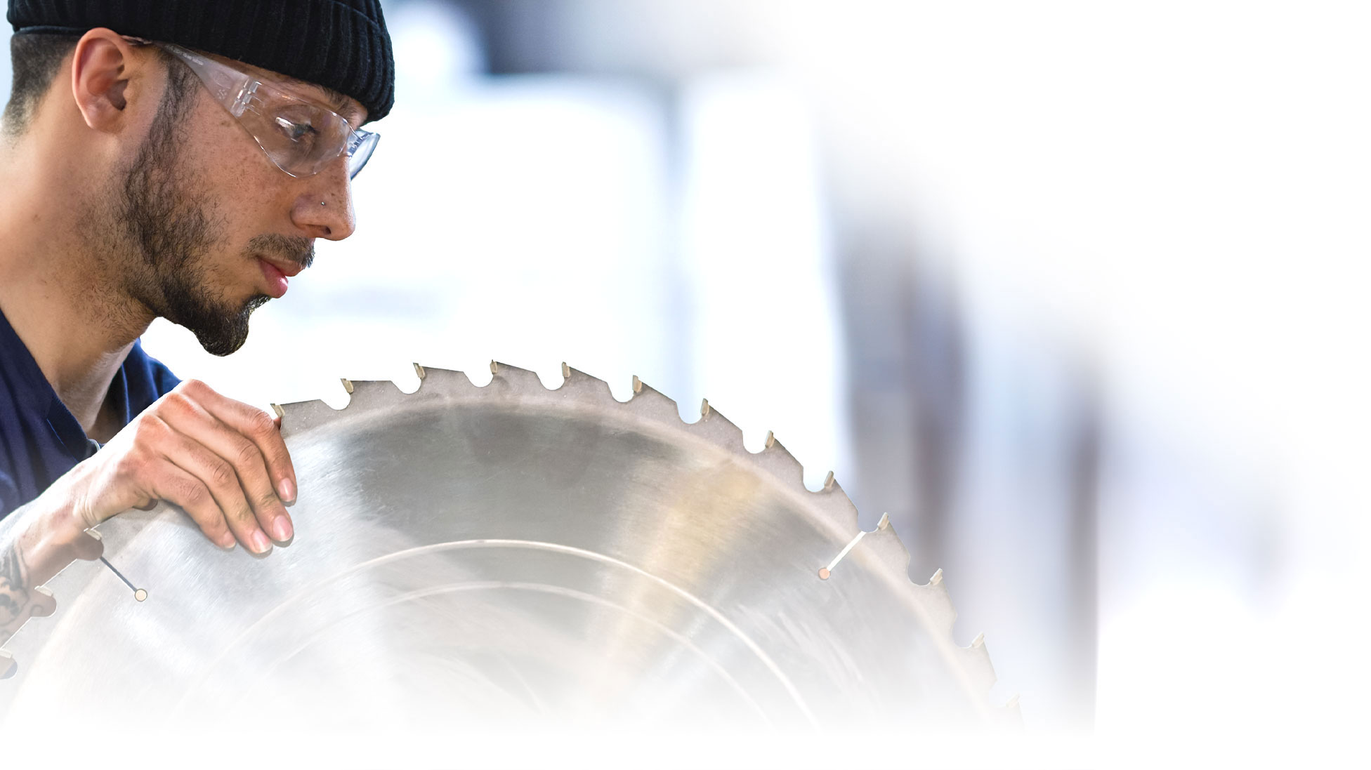 clean cuts hose knives